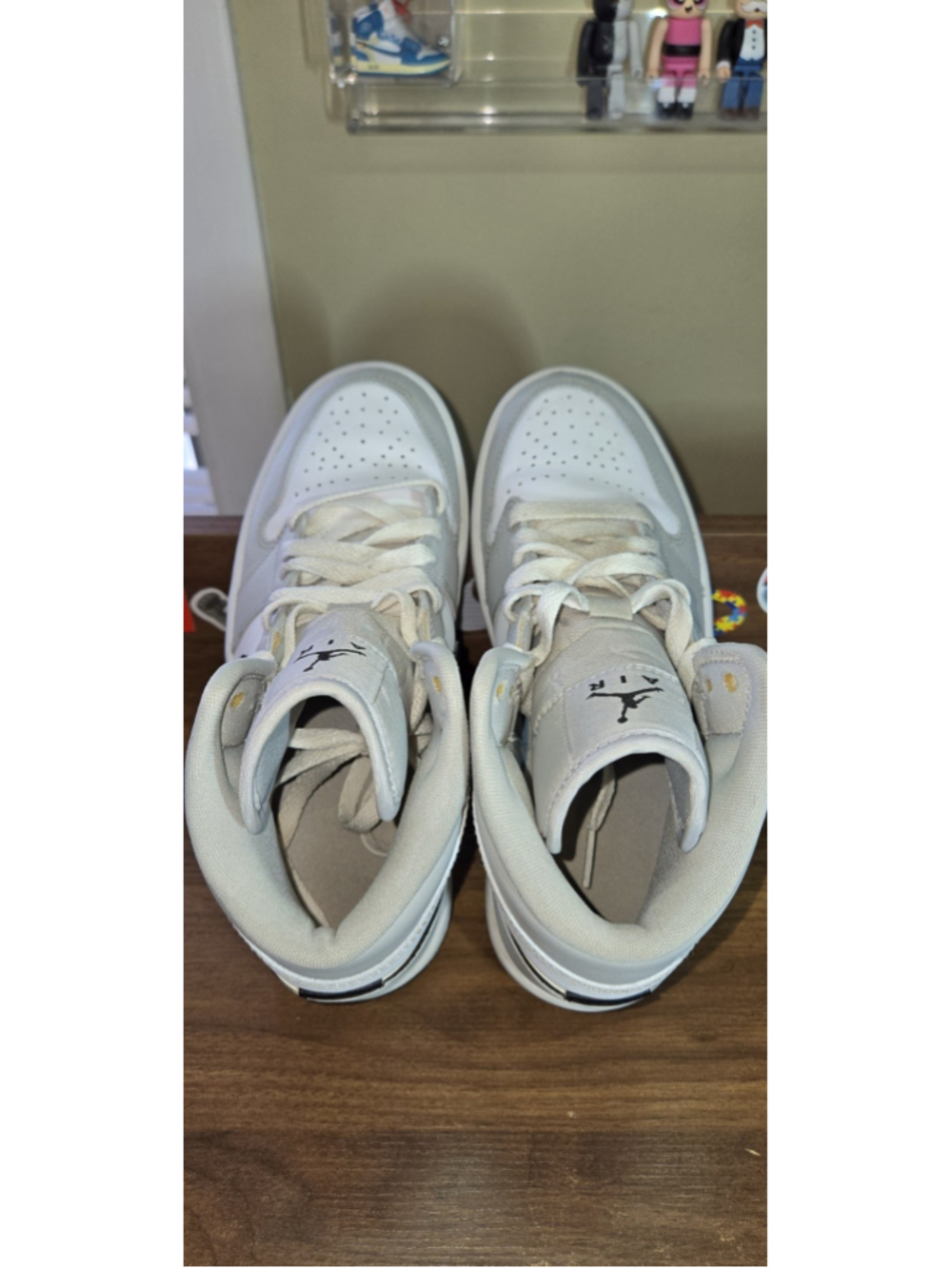 Nike Air Jordan 1 Mid Grey Fog BQ6472-015 Size 6.5w/5y - Picture 6 of 7